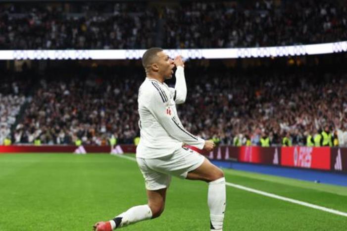 كيليان مبابي يتصدر قائمة أفضل 10 لاعبين ساهموا في الأهداف منذ 2020 Capture