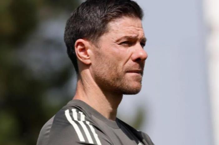 ألونسو يطالب ريال مدريد بالصفقات والنادي يرفض لهذا السبب Capture