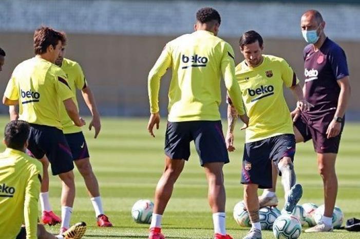 b70e0e61cd700c190383aa3fb44b99a8