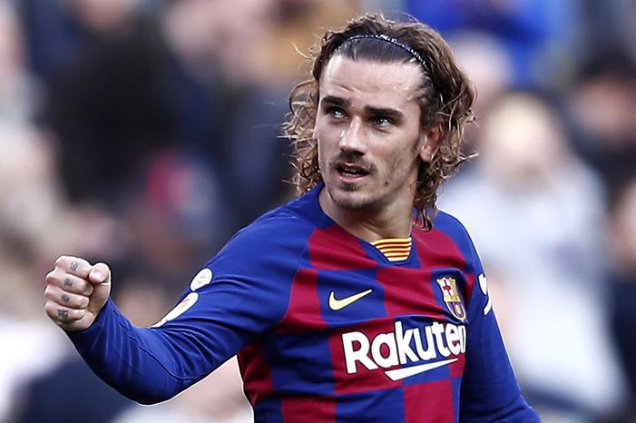 مانشستر سيتي يحبط محاولة جريزمان لمغادرة برشلونة antoine-griezmann-barcelona_17ni3fyj91fcw1pryu78gwu5ic