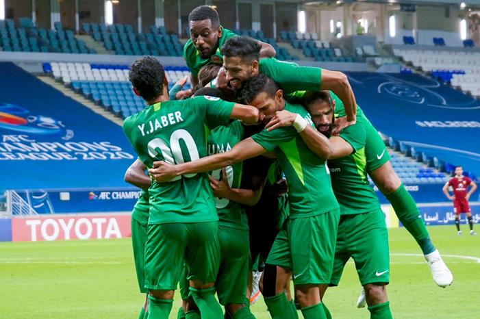 شباب الأهلي ينعش آمال التأهل بفوز قاتل EiIi16kX0AMGQy1