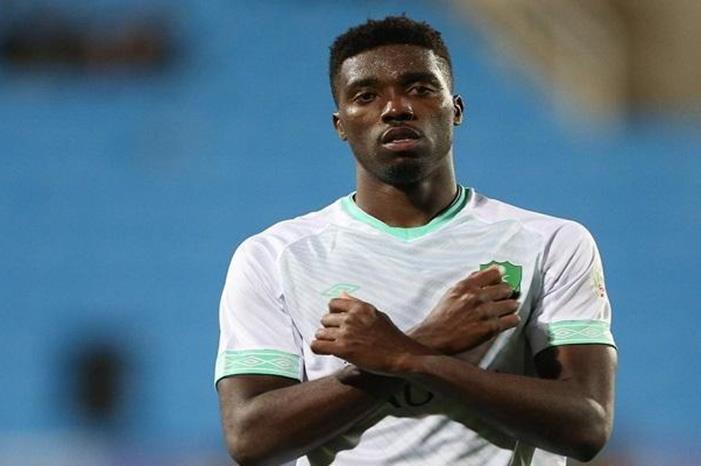 أزمة جديدة في الأهلي السعودي 138-105827-ahli-jeddah-djaniny-tavares_700x400