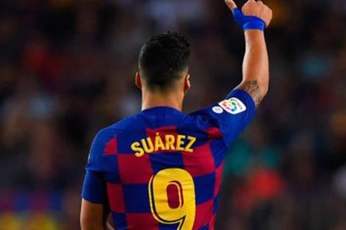 برشلونة يقيم حفل لوداع سواريز 900x450_uploads,2020,09,388e9b2b75