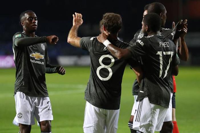 مانشستر يونايتد يعبر إلى رابع أدوار كأس الرابطة بنجاح 3435368-MAN-United-Push