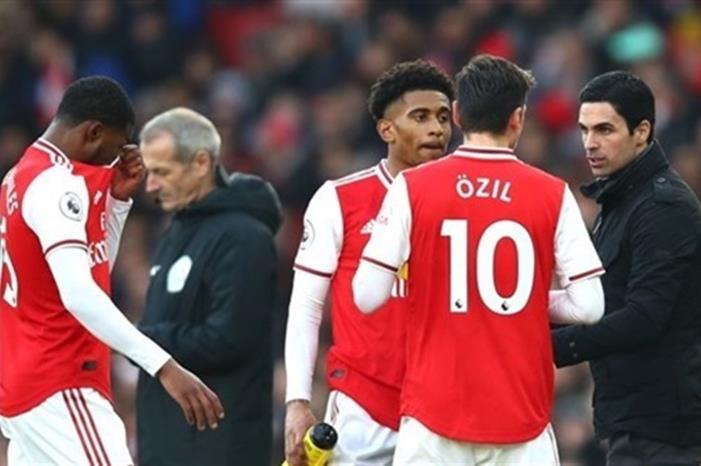 مدرب آرسنال يكشف مصير مسعود أوزيل 183