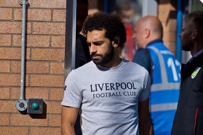 محمد صلاح يوضح سبب اختياره في تشكيل فانتازي 224580-محمد-صلاح-يصل-ملعب-مباراة-بيرنلي-ضد-ليفربول-(3)