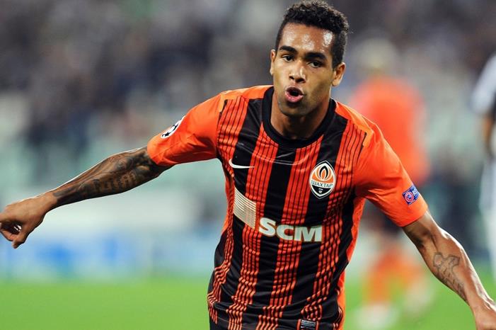 Alex-Teixeira