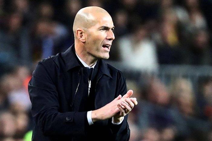 زيدان يطالب بالاستغناء عن لاعب جديد 119142