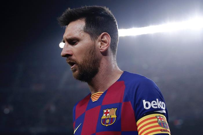 بشرة سارة للسيتي..  رحيل ميسي عن برشلونة لن يكون مكلفاً! ميسي-scaled