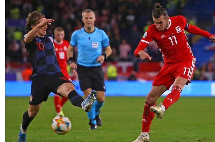 lukamodric-garethbale-9