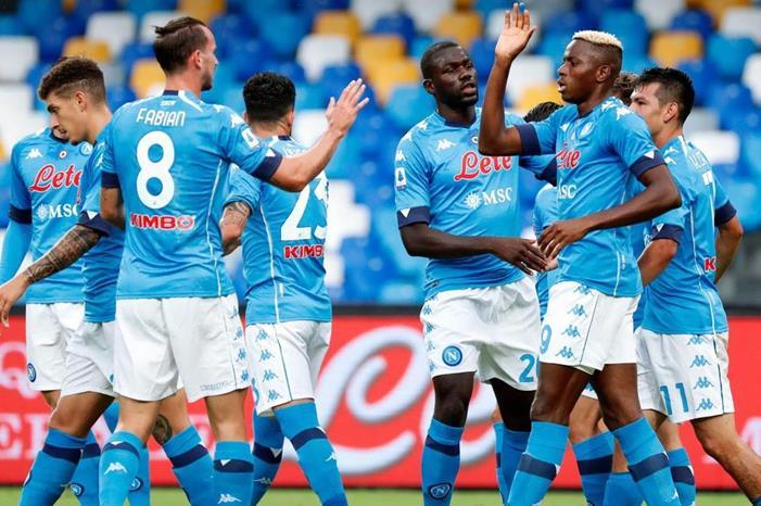 نابولي يعمق جراح يوفنتوس بالدوري الإيطالي dadsd