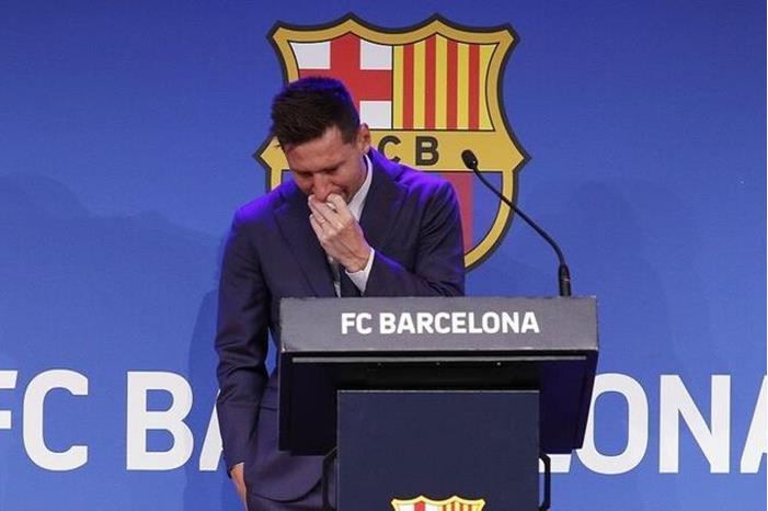 ميسي لم يرحل لأسباب اقتصادية.. رئيس الليغا يكشف الحقيقة! 613dbeb24c59b71f1b062c86