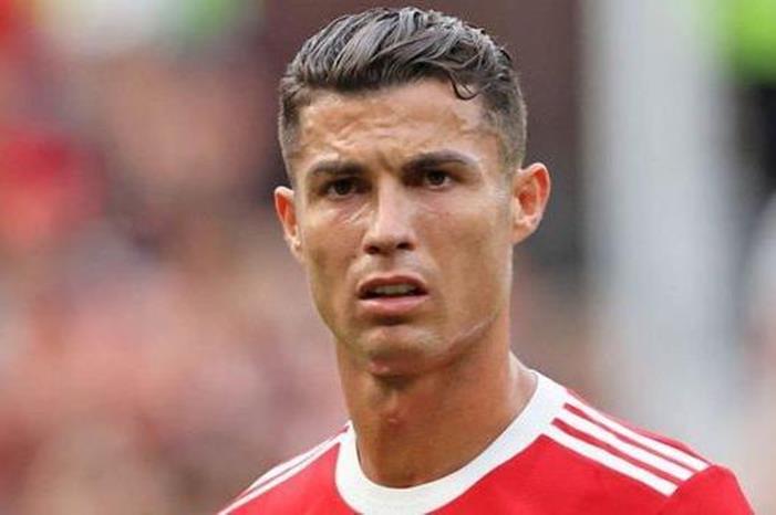 أرنولد يتفوق على رونالدو man-utd-news-cristiano-ronaldo-newcastle-1489824