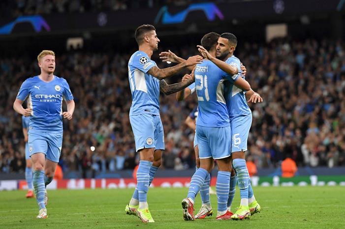 محرز يقود السيتي لفوز كاسح بسداسية بدوري الأبطال مانشستر-سيتي-ولايبزيج