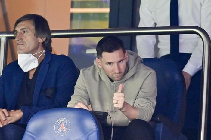 الكشف عن مبلغ خرافي ينتظره ميسي 614585e4423604657e672068