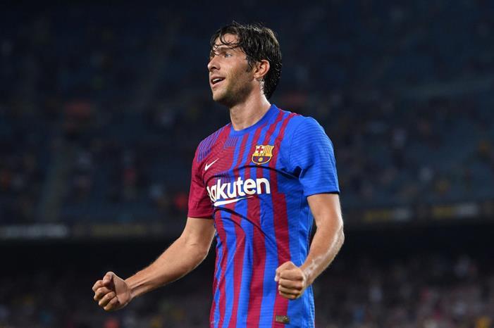 برشلونة يعلن استبعاد نجمه من موقعة ليفانتي FACyFCvVEAEo0vp