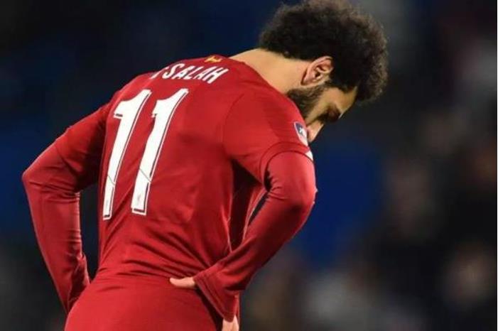 ليفربول يحرم محمد صلاح من شارة القيادة fddfdfdf