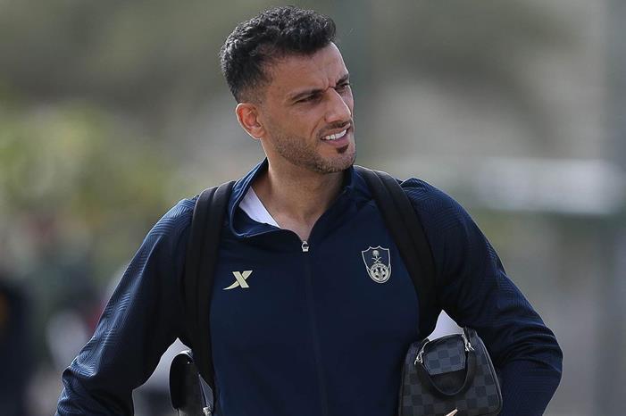 عمر السومة يتجه لشكوى صاحب شائعة معاناته من مرض التليف العضلي alsoma