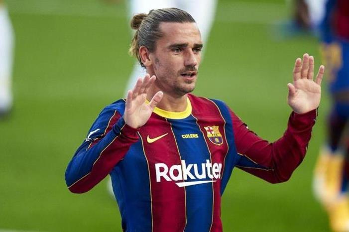 برشلونة يوفر 60 مليونا بسبب جريزمان 4827جريزمان2393