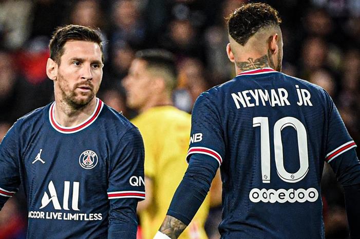 جالتيه: ميسي ونيمار غاضبان.. وأحتاج لهذه الصفقة Lionel_Messi_Neymar_PSG_vs_Lens_2021-22
