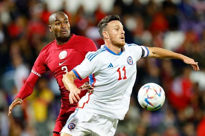 4442283-2022-09-27T171504Z_1759977336_UP1EI9R1BX1SI_RTRMADP_3_SOCCER-FRIENDLY-QAT-CHL-REPORT