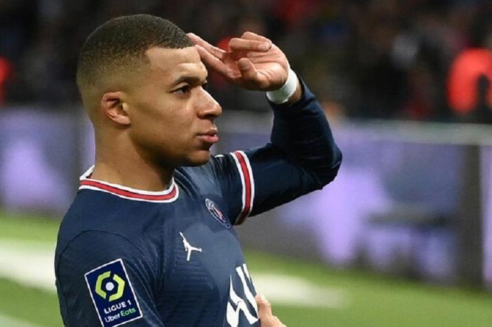 باريس يكشف طبيعة إصابة مبابي 62742a604236044055737250