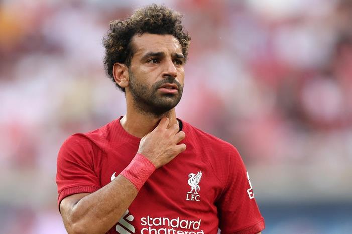 ماذا قدم صلاح في 9 مواجهات أمام نابولي؟ GettyImages-1410134238