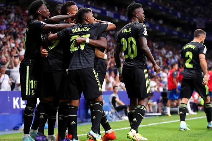 ريال مدريد يستهل مشواره القاري بثلاثية في شباك سيلتيك 06-09-22-225071765