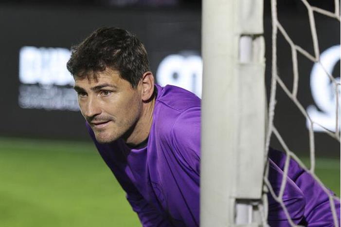 كاسياس يثور على دوري الملوك! 6508065b4c59b77140286038