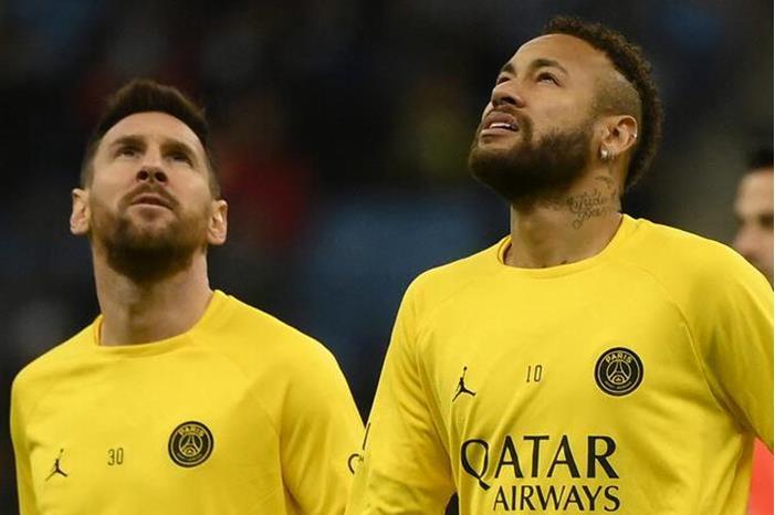 نيمار: عشت وميسي الجحيم في باريس سان جيرمان! 64f559ab4236043d267eee19
