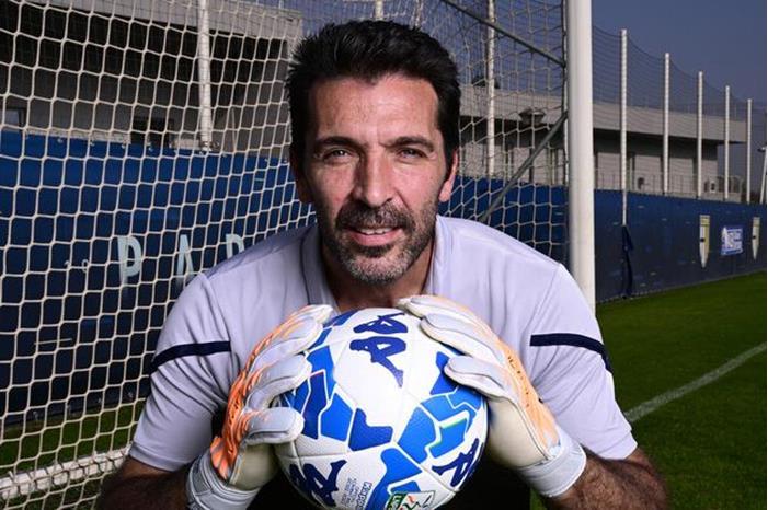عودة الحارس الأسطوري لمنتخب إيطاليا في منصب جديد 64f6ae8e4c59b735ab59d654