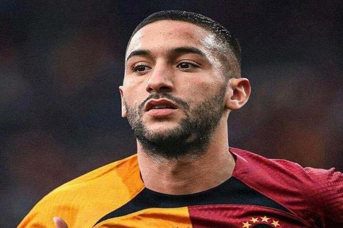 الدولي المغربي زياش قاب قوسين أو أدنى من العربي القطري 66d8b1a64236041ec541d33e