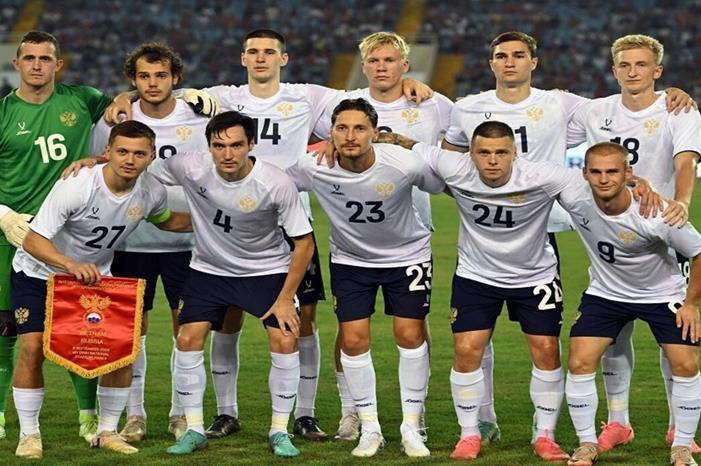 "ياغي" يلغي مباراة بكرة القدم بين روسيا وتايلاند 66dbf0934c59b72cad1af11b