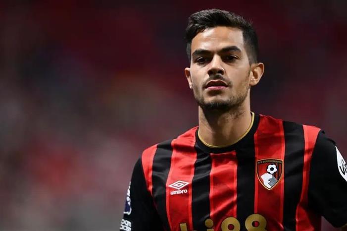 بورنموث يفرط في لاعبه نحو الدوري السعودي b3d7ee01-b07e-427a-981f-51cba7fd6f89