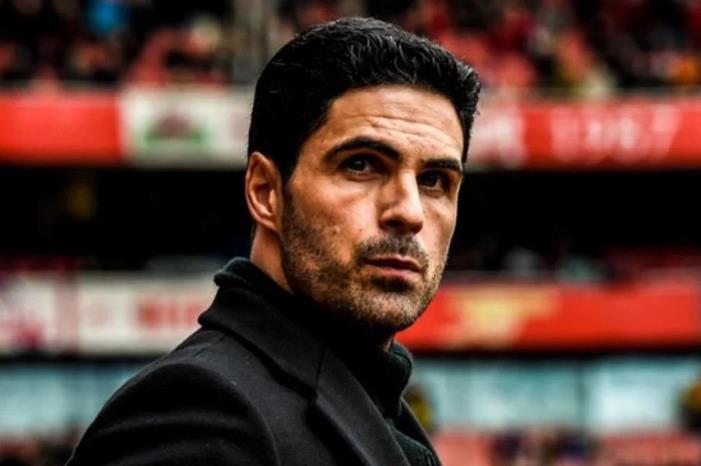 ارتيتا يطمئن جماهير أرسنال على مستقبل نجمى الفريق Screenshot 2025-09-12 202610