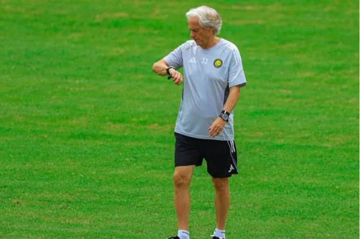 خيسوس يحدد بديل غير متوقع لتعويض رونالدو أمام استقلال دوشنبه Screenshot 2025-09-16 224740