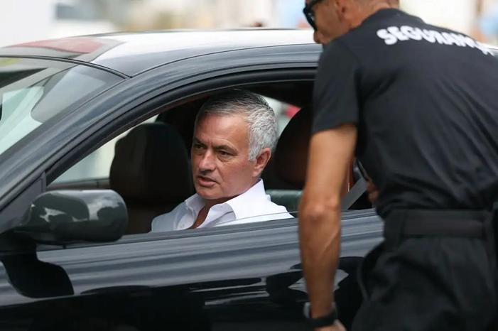 2ba2426e-98ba-4758-9c89-0cd2f3cd68d3