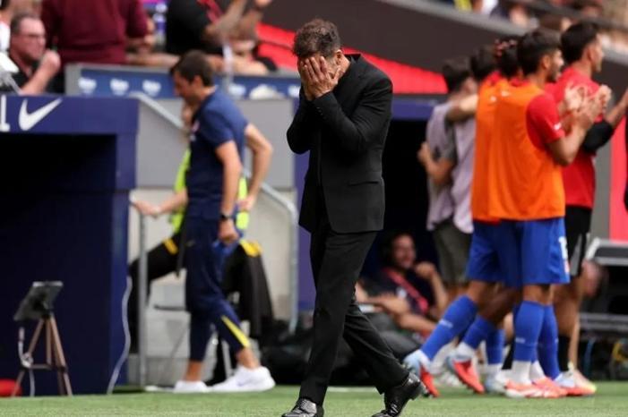 3505ad52-f73f-4fb9-818c-10b01ce38edc