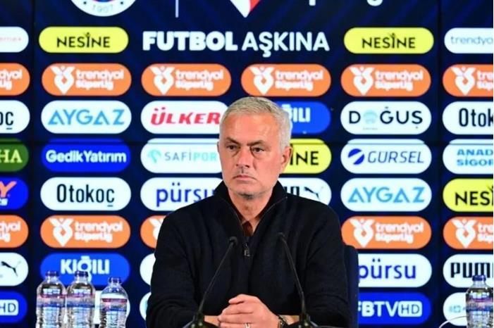 فناربخشة يفاوض مدرب ريال مدريد السابق لخلافة مورينيو Screenshot 2025-09-06 154730