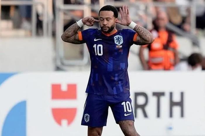 ea677459-27d1-4a9b-ac34-00bc92793fcf