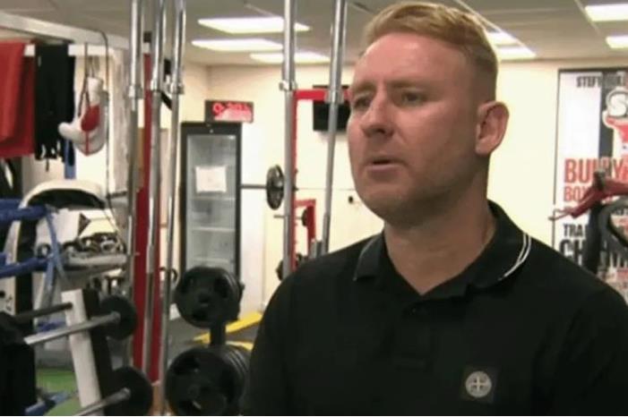 سجن بطل سابق في الملاكمة 10 سنوات لتهريب الكوكايين Screenshot 2025-09-09 165805