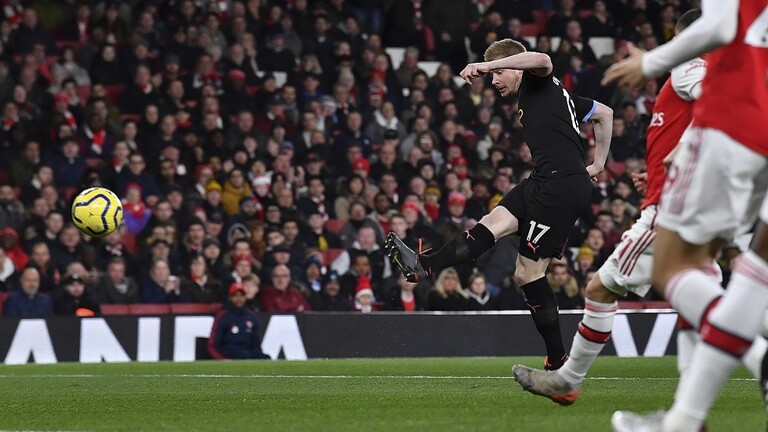 تأجيل مباراة سيتي وأرسنال في الدوري الإنجليزي بسبب فيروس كورونا