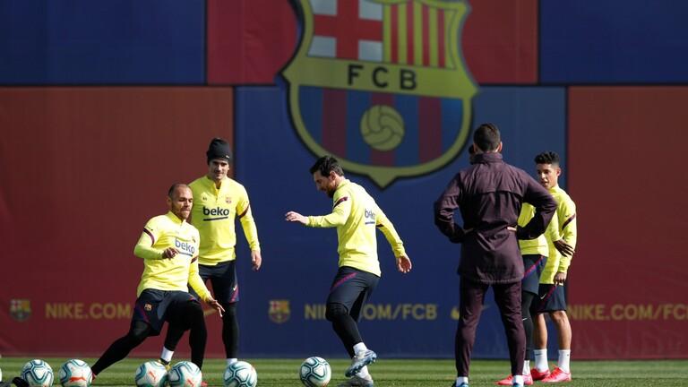بعد ضياع اللقب.. غيابات في تدريبات برشلونة
