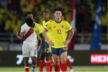 البيرو ضد كولومبيا