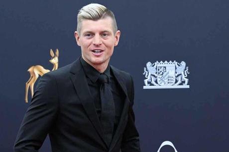 توني كروس يستبعد تتويج برشلونة بدوري أبطال أوروبا - ملاعب 