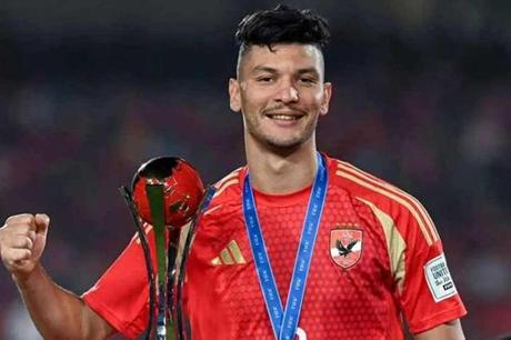 الأهلي المصري يفسخ عقد أشرف داري بالتراضي - ملاعب 