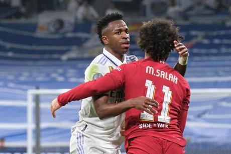 السعودية تستعد لزلزال في سوق الانتقالات العالمية - ملاعب 