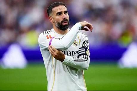 كارفخال يواجه مستقبلاً غامضاً مع ريال مدريد - ملاعب 