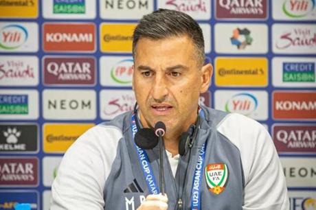 اقالة مدرب منتخب الامارات الأولمبي - ملاعب 