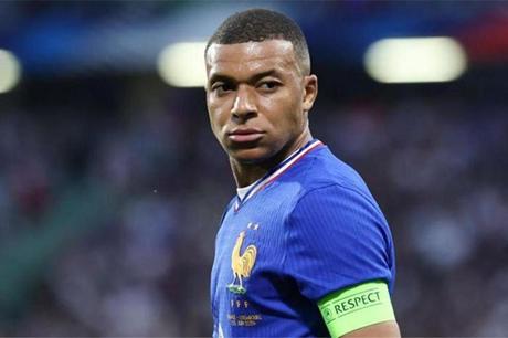 عاجل باريس سان جيرمان مُلزم بدفع 59.6 مليون يورو لمبابي - ملاعب 